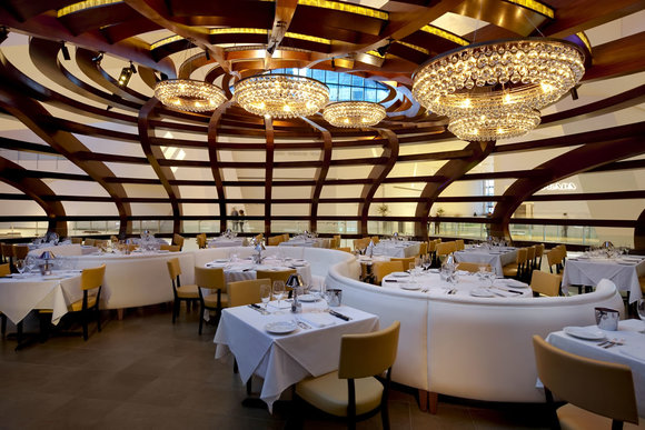 dbx 组件提供 Appetizing 声音为 Mastro 的海洋俱乐部餐厅在拉斯维加斯