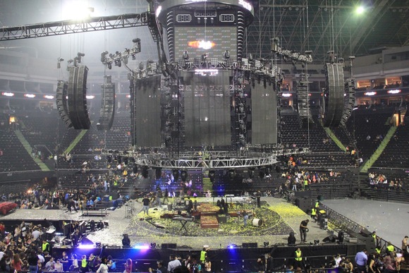 A System Fit for A King: HARMAN’s JBL VTX and Crown I-Tech HD Deliver 360-Degree Sound for Romeo Santos at Arena Monterrey