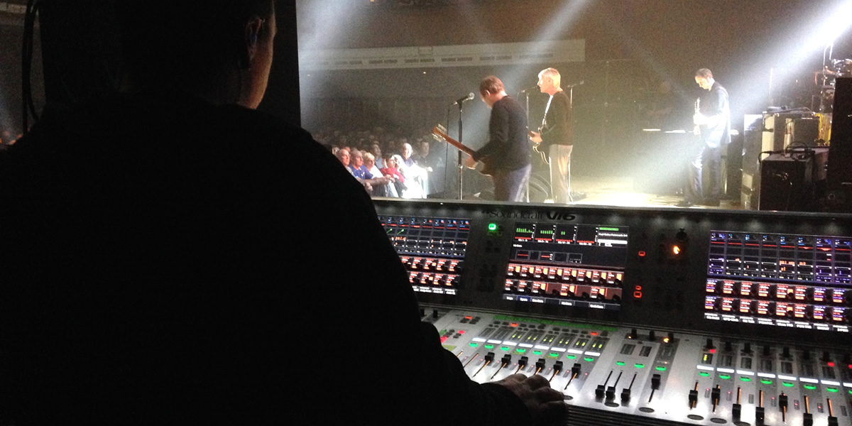 Paul Weller Back on the Road With Soundcraft Vi6 Digital Console