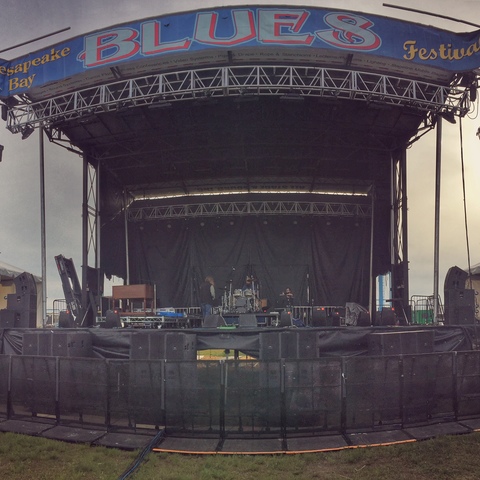 JBL by HARMAN VTX Series Helps Chesapeake Bay Blues Festival Overcome the Elements