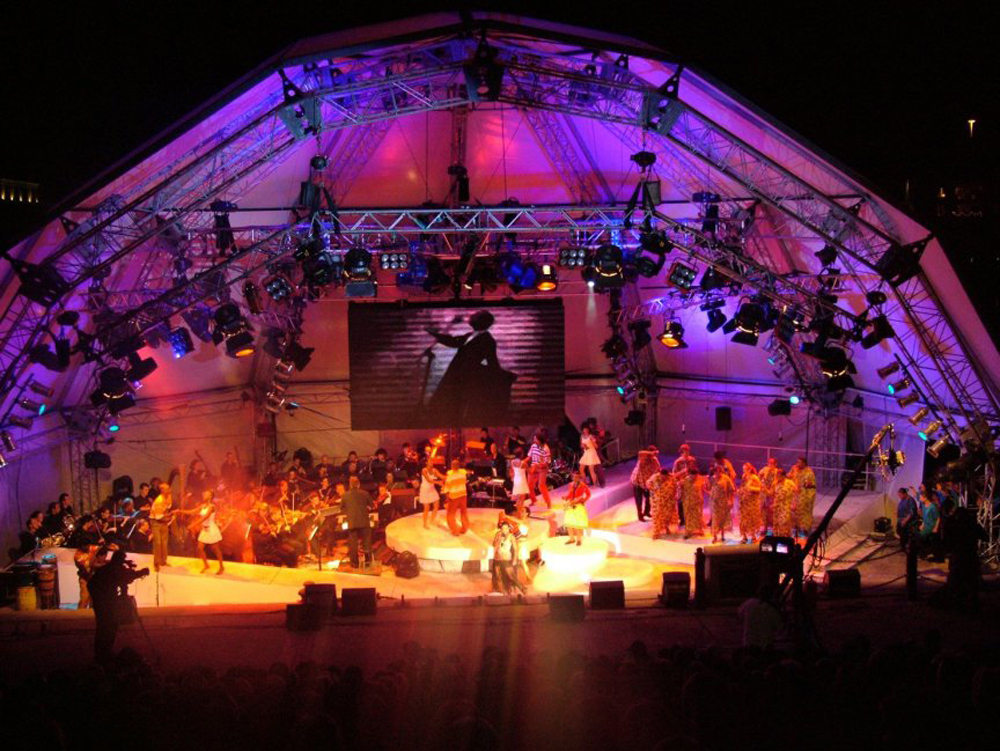 Maxedia Takes Leading Role at “Aqua Opera” in Cape Town