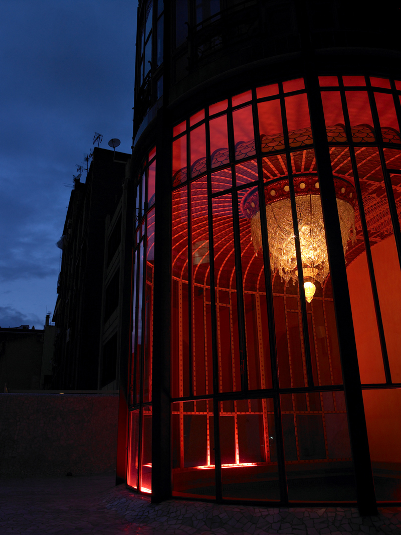 Casa Bonaventura Ferrer (El Palauet), Barcelona, Spain | Martin Lighting |  English