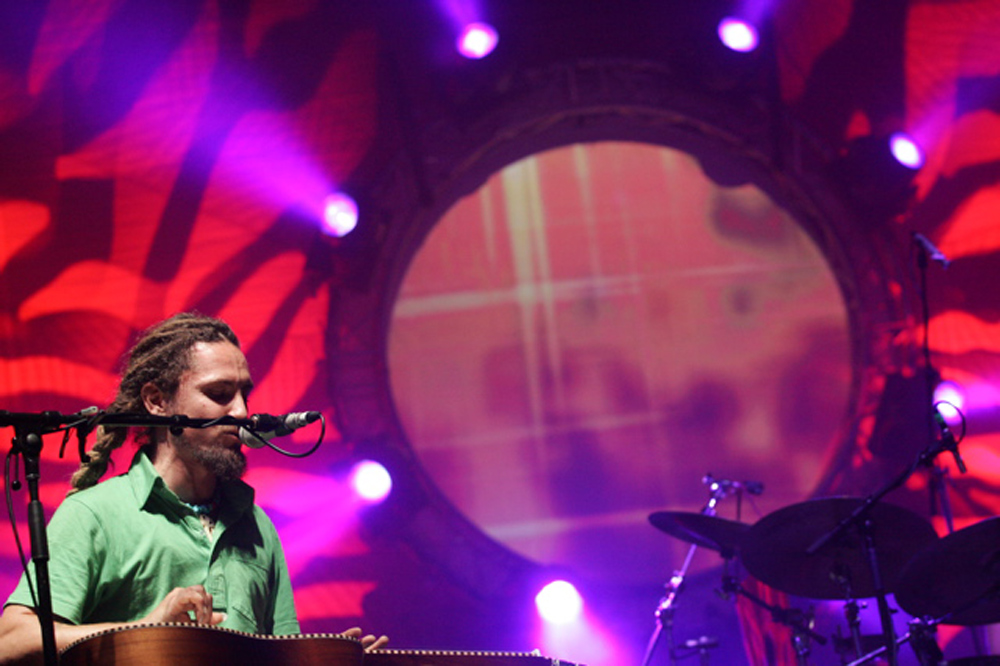 MAC 700’s for John Butler Trio