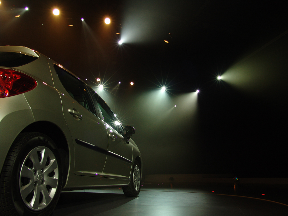 Martin Makes New Peugeot 207 Shine Bright