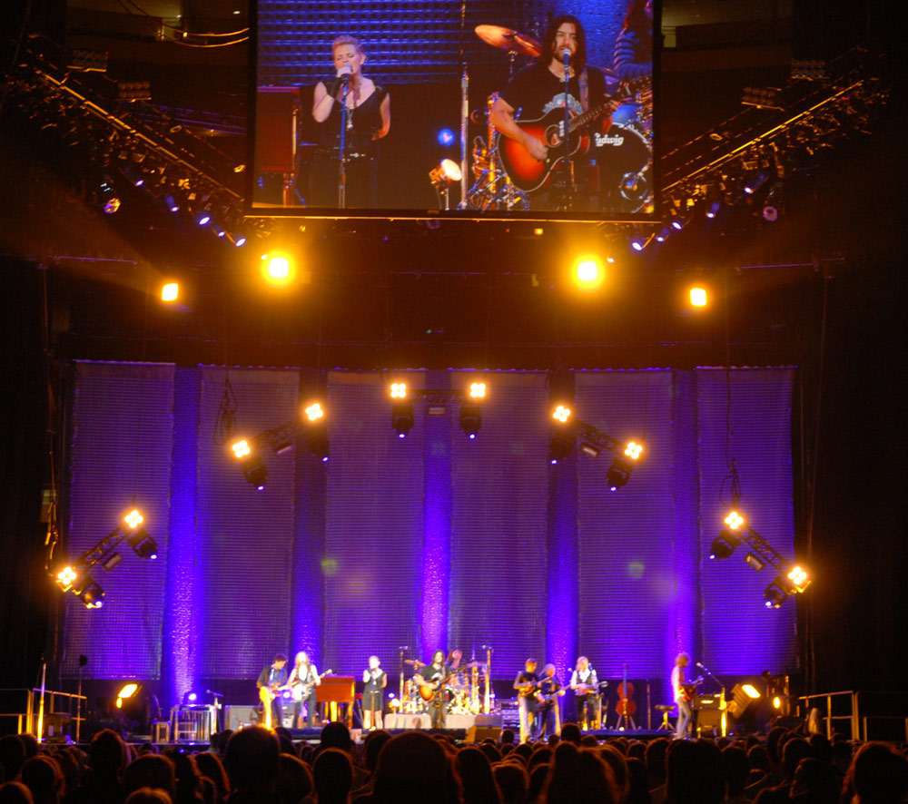 Dixie Chicks Tour with BigLites, literally