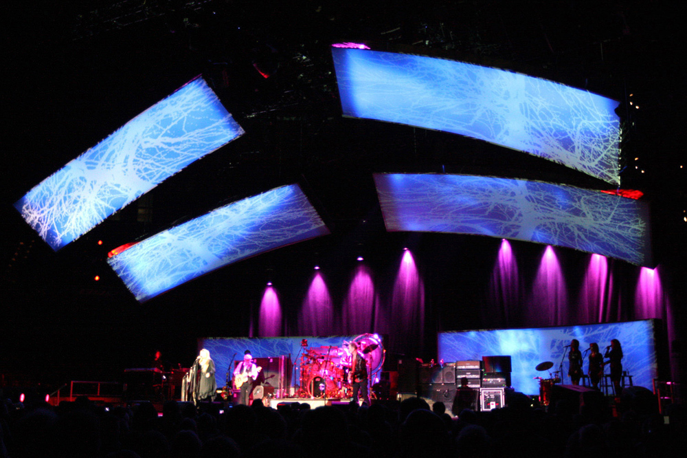 Martin LC Series™ for Fleetwood Mac “Unleashed” Tour