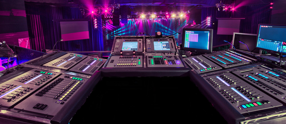 Las Vegas Hilton Boasts World S Largest Maxmodules Martin Lighting
