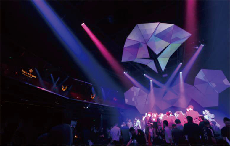 Shanghai Mook Club’s exhilarating nightlife created with Martin LED lights