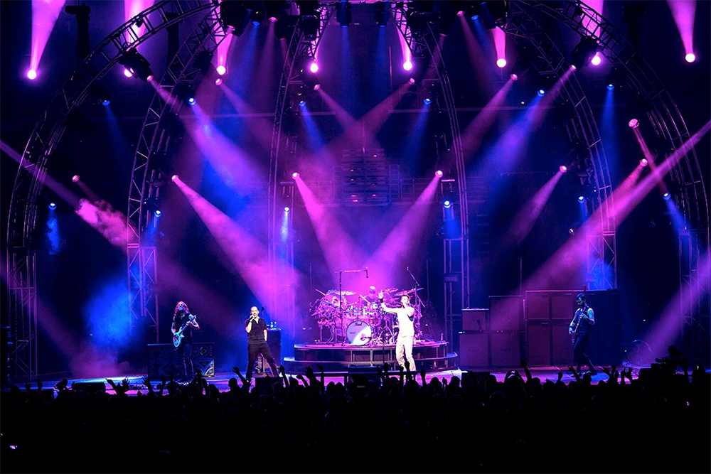 311 Day celebration with five hours of music supported by M6
