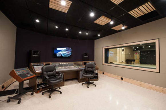 Belmont University Reopens Legendary Columbia Studio A with HARMAN’s JBL M2 Master Reference Monitors