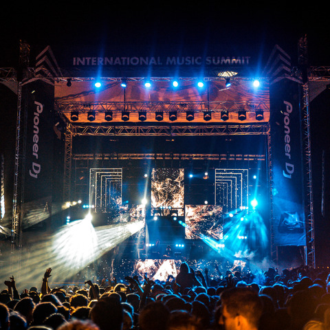 International Music Summit Stages Spectacular Grand Finale Show with Martin by HARMAN