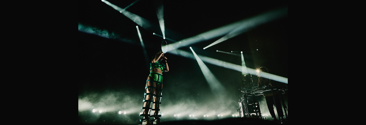 Sylvan Esso Embark on Shaking Out The Numb Tour With Cutting-Edge Martin Professional Lighting Solutions