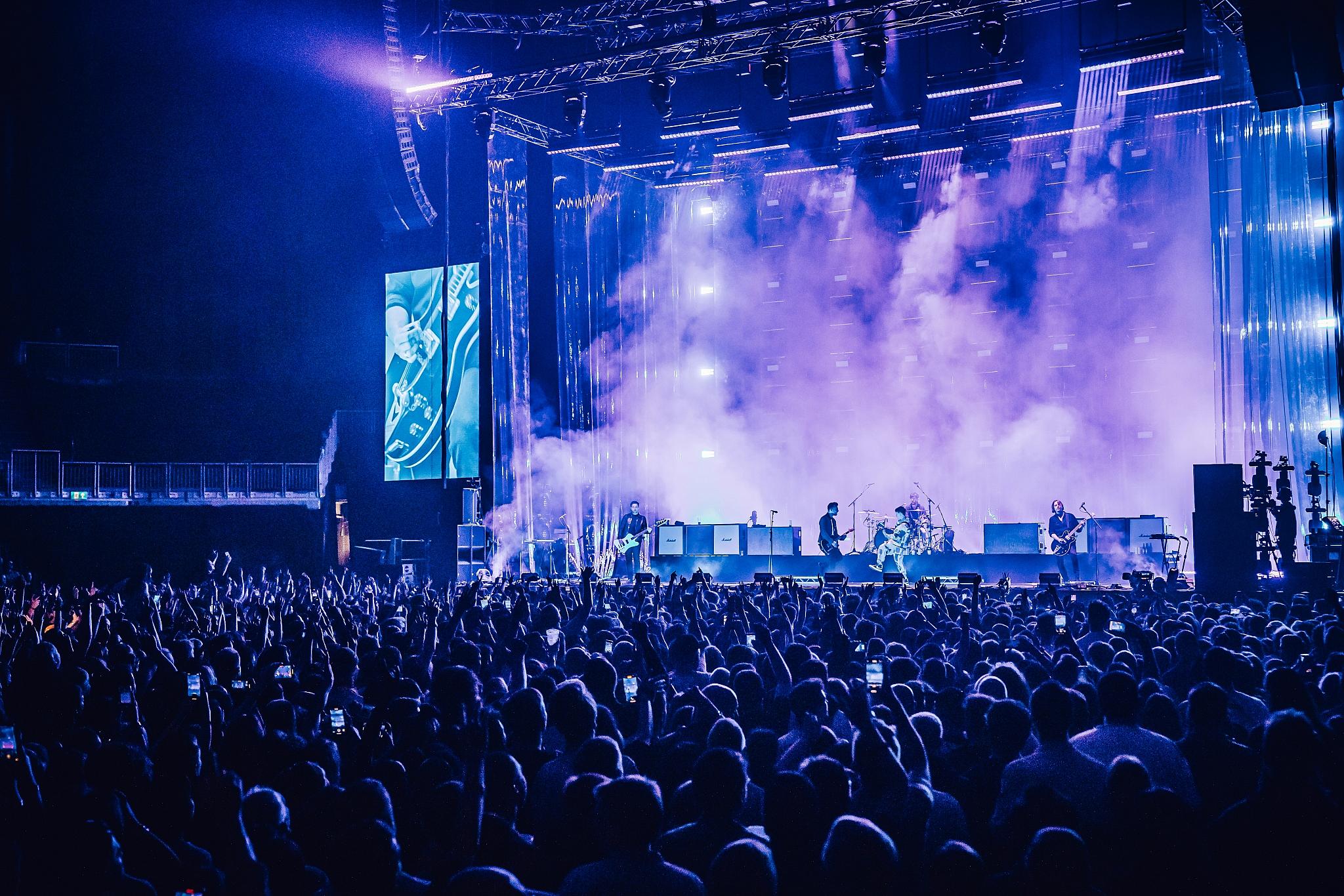 Nothing But Thieves Get Arena-Ready for UK Tour Using Martin Professional Lighting Solutions