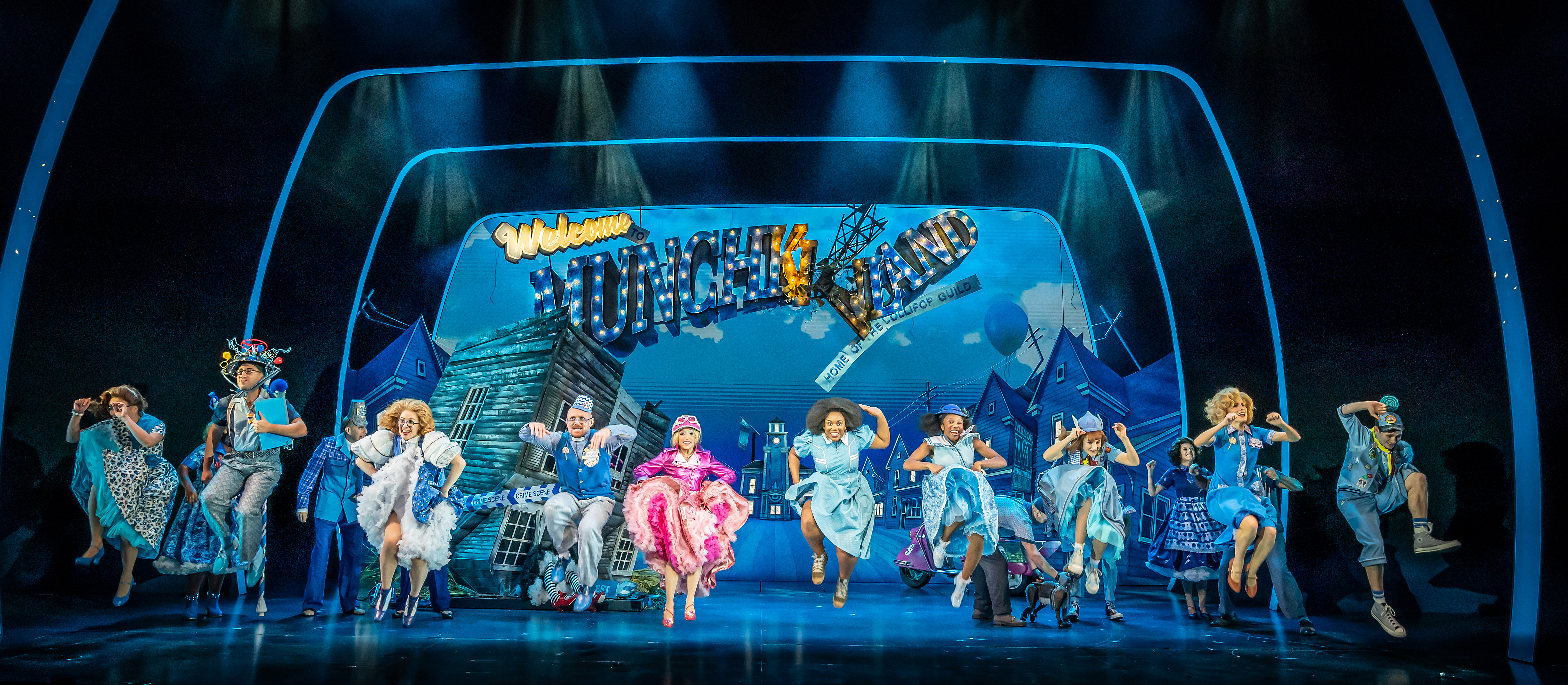 The Wizard of Oz Gets a 21st Century Makeover at Leicester’s Iconic Curve Theatre with Martin Fixtures