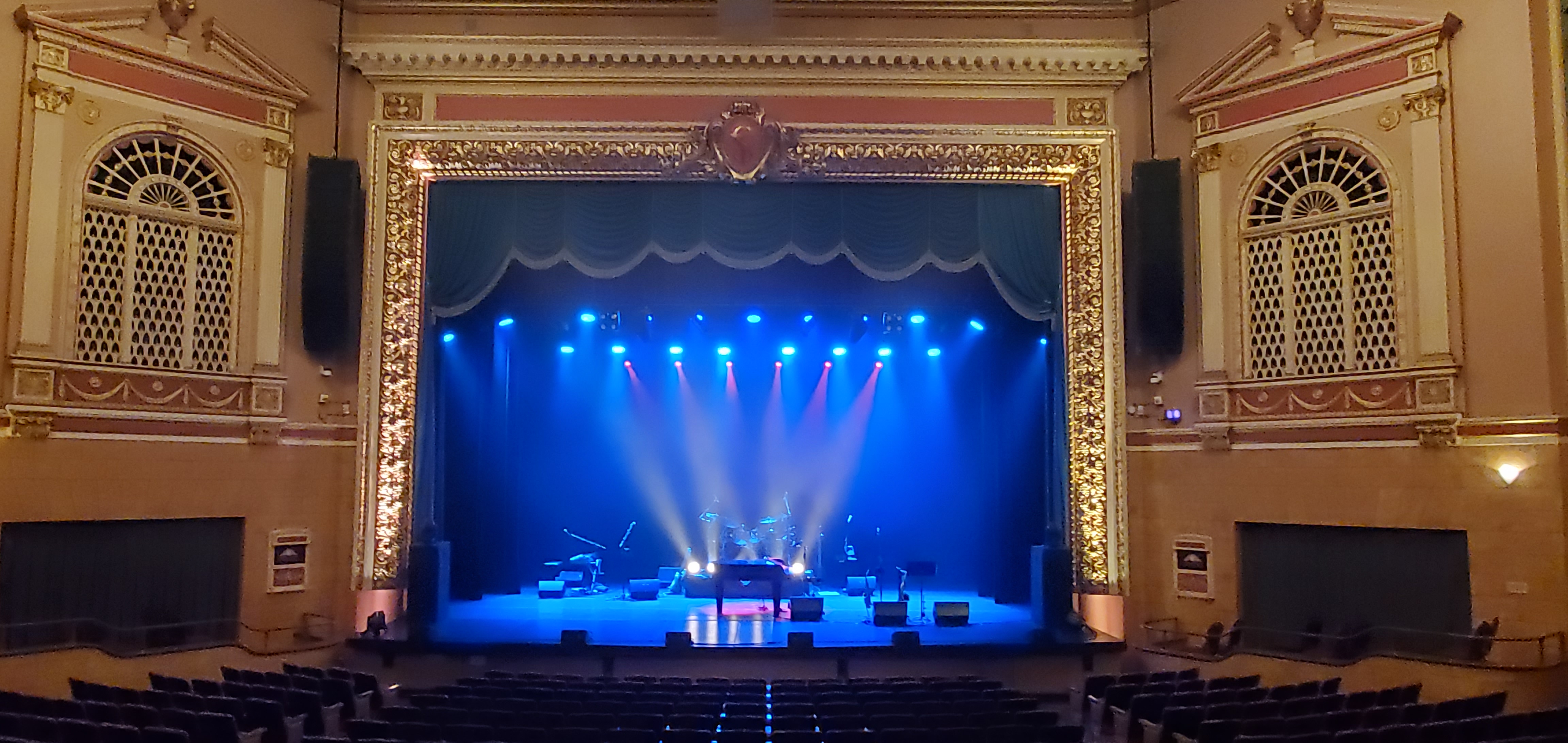 The Stadium Theatre Merges History and Modernity Onstage with Help from HARMAN Professional Solutions