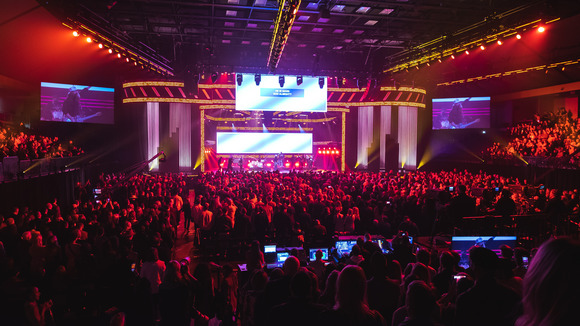 2022 Gospel Music Association Dove Awards Celebrates the Power of Faith and Song Using JBL Professional Solutions