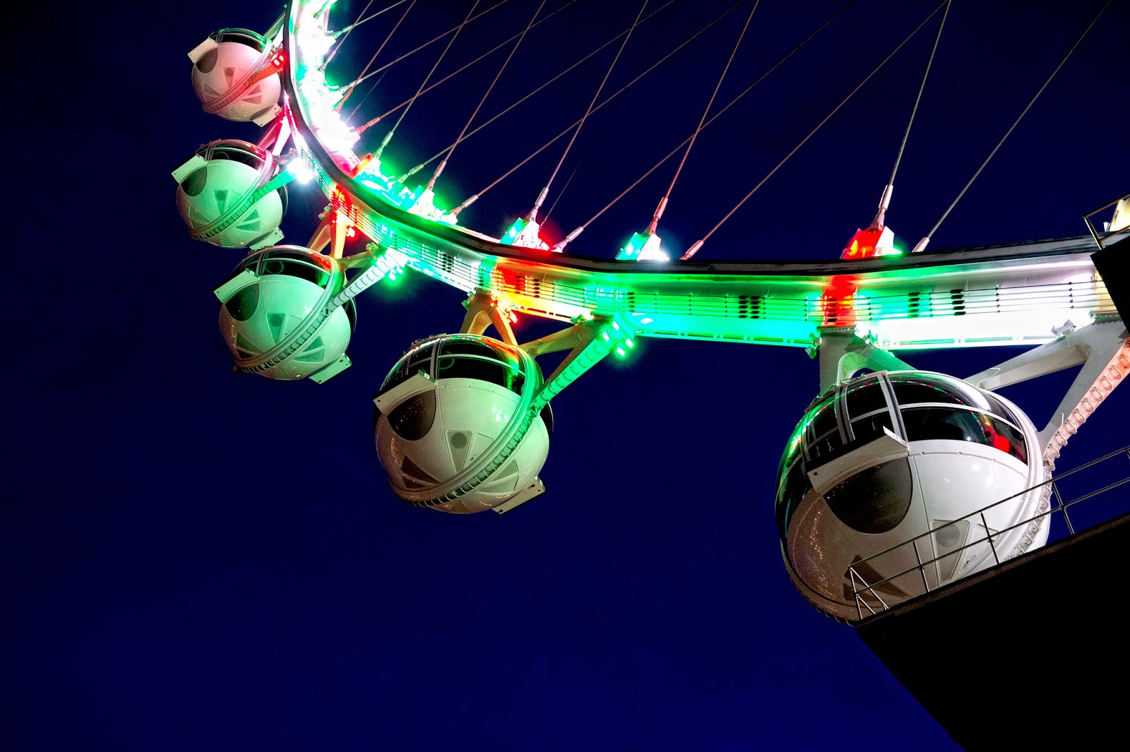 The Linq’s High Roller Observation Wheel Enhances The Iconic Las Vegas Skyline with HARMAN’s Martin Professional Lighting