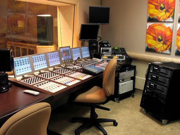 Studio 17 control room 1 1000 email