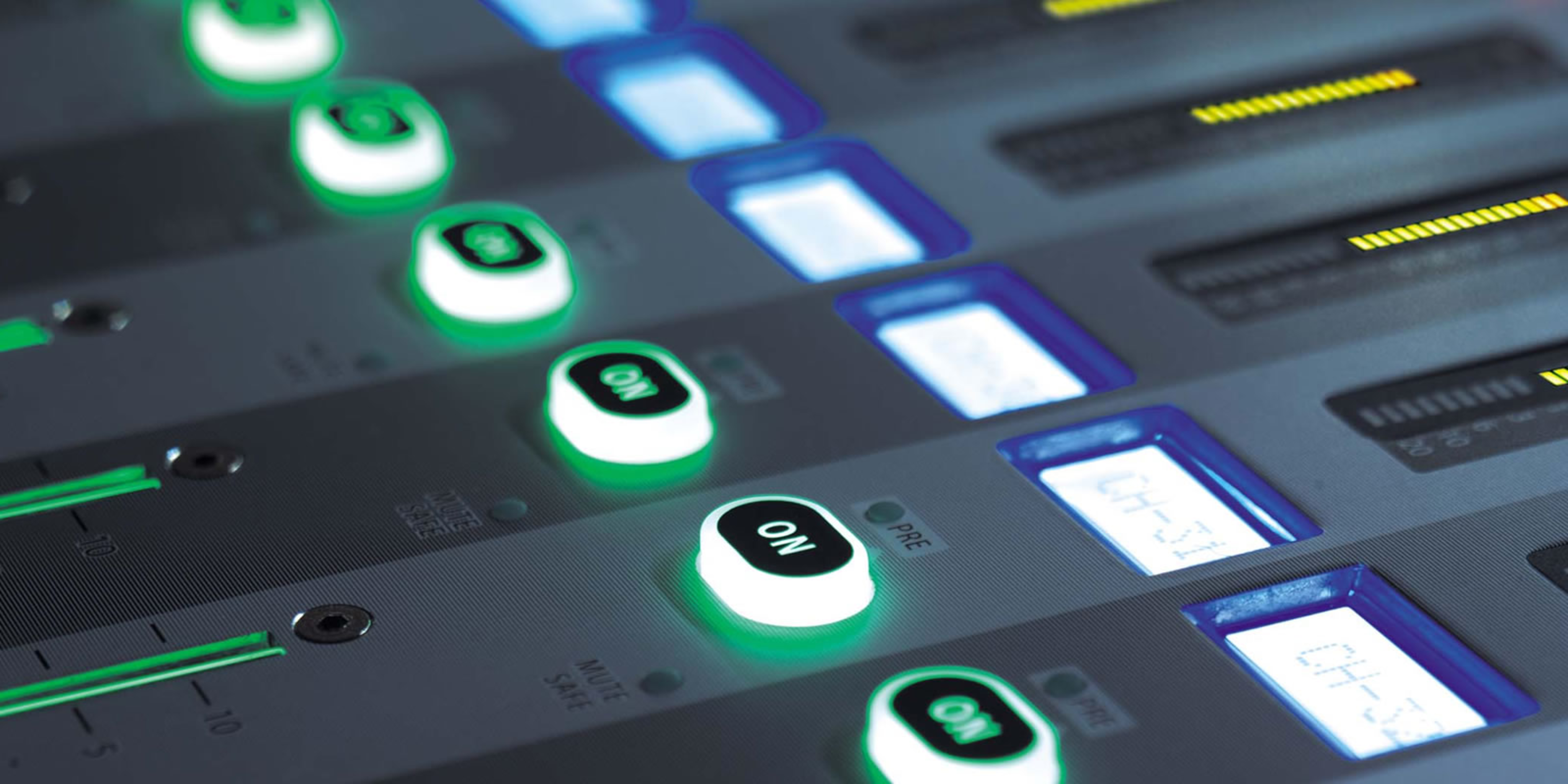 Vi6 | Soundcraft - Professional Audio Mixers | 日本語