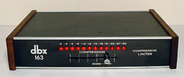 Buy Used dbx 163a Compressor | Sam Ash Music