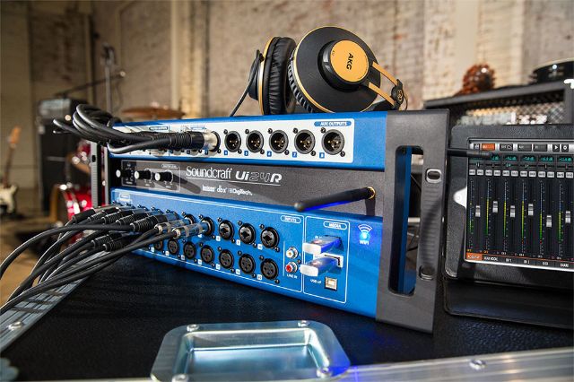 Ui24R | Soundcraft - Professional Audio Mixers | English (US)